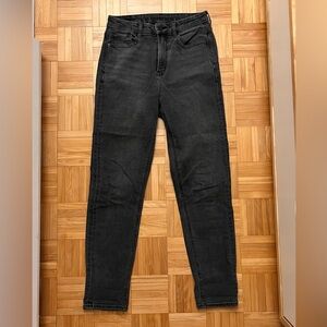 American Eagle Black Wash Stretch Mom Jean